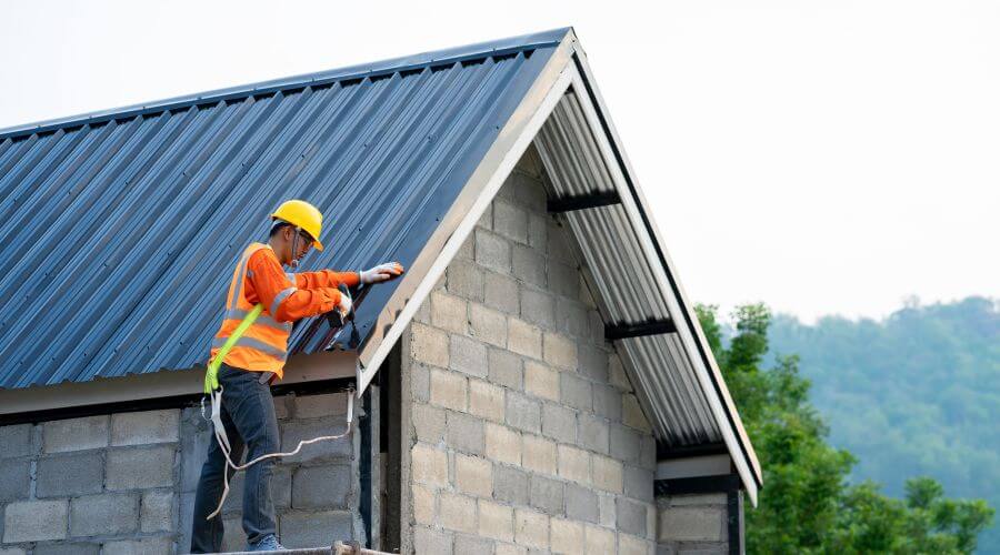 Professional residential roofers in Wapakoneta, OH